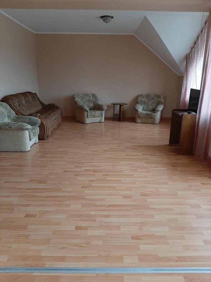 Apartments on Parkaniya 2a Mukacheve Bagian luar foto