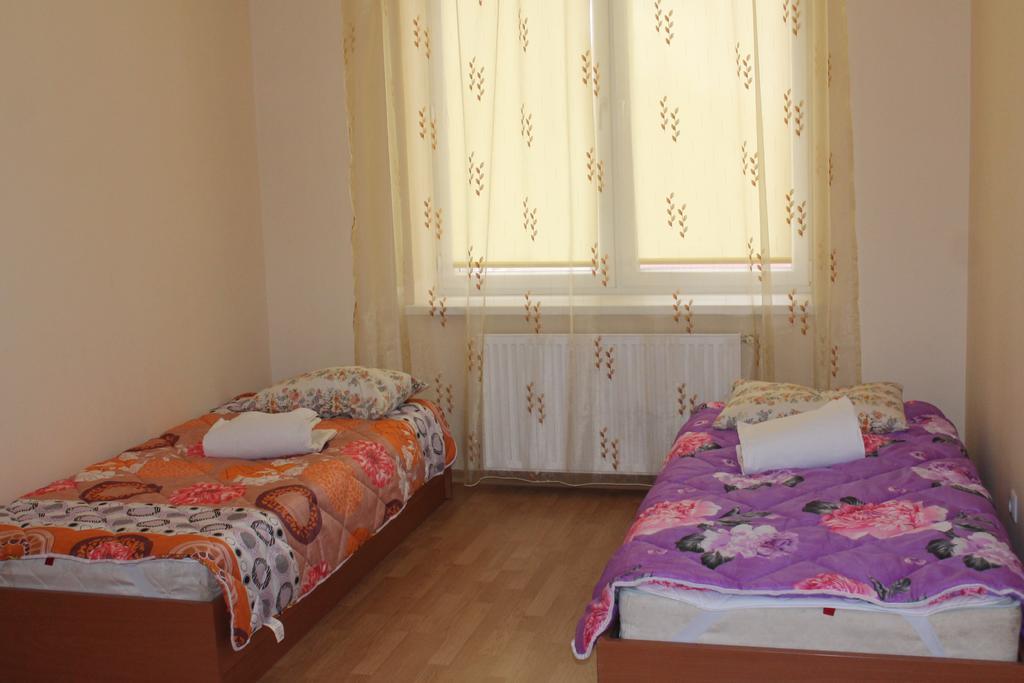 Apartments on Parkaniya 2a Mukacheve Bagian luar foto